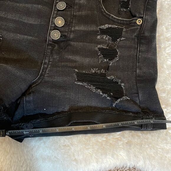 American Eagle High Waisted Shorts - Picture 9 of 9
